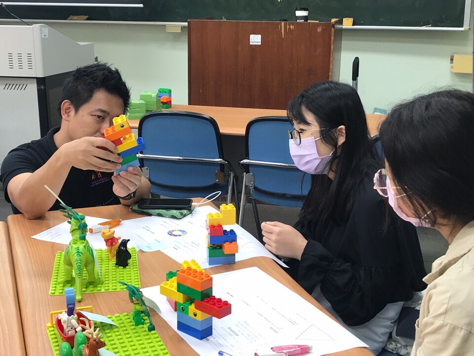 ｜110年｜【主軸A】  職涯探索系列講座-六色積木認識篇、實作篇圖片