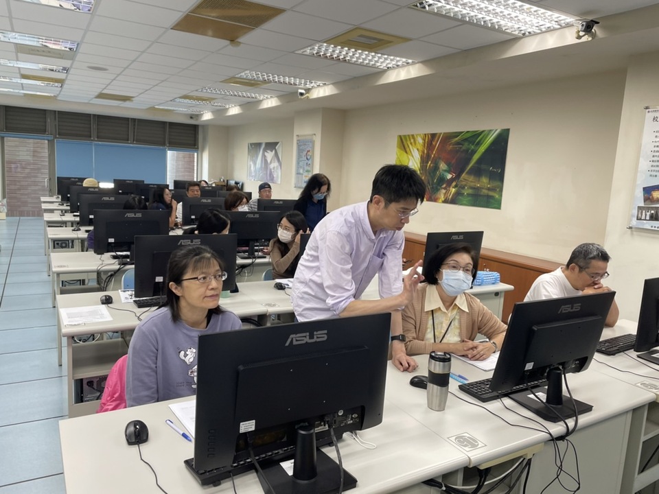 課程教學與問題解答圖片