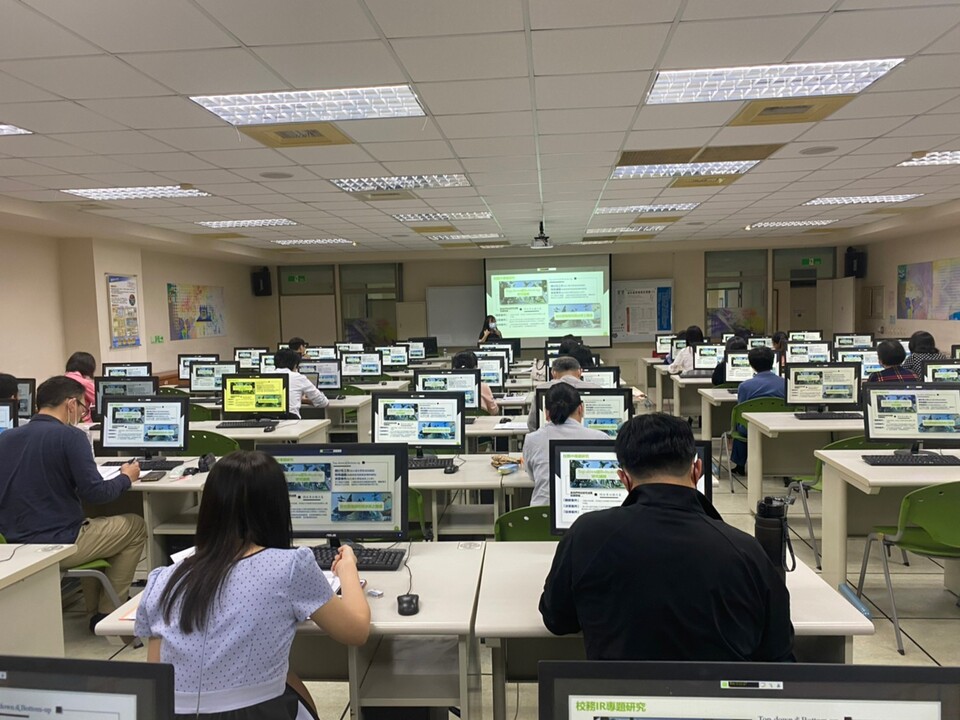 ｜110年｜【主軸C】 校務研究研習講座圖片