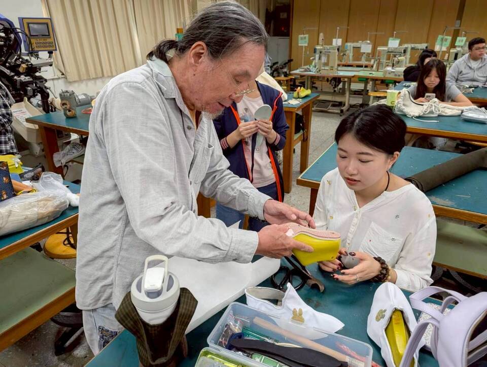 業師示範教學圖片