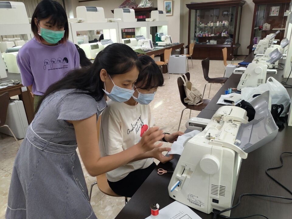 ｜110年｜【主軸B】 機械刺繡應用設計圖片
