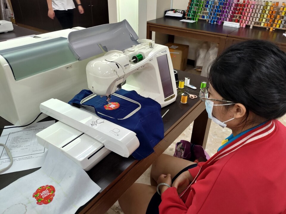 ｜110年｜【主軸B】 機械刺繡應用設計圖片