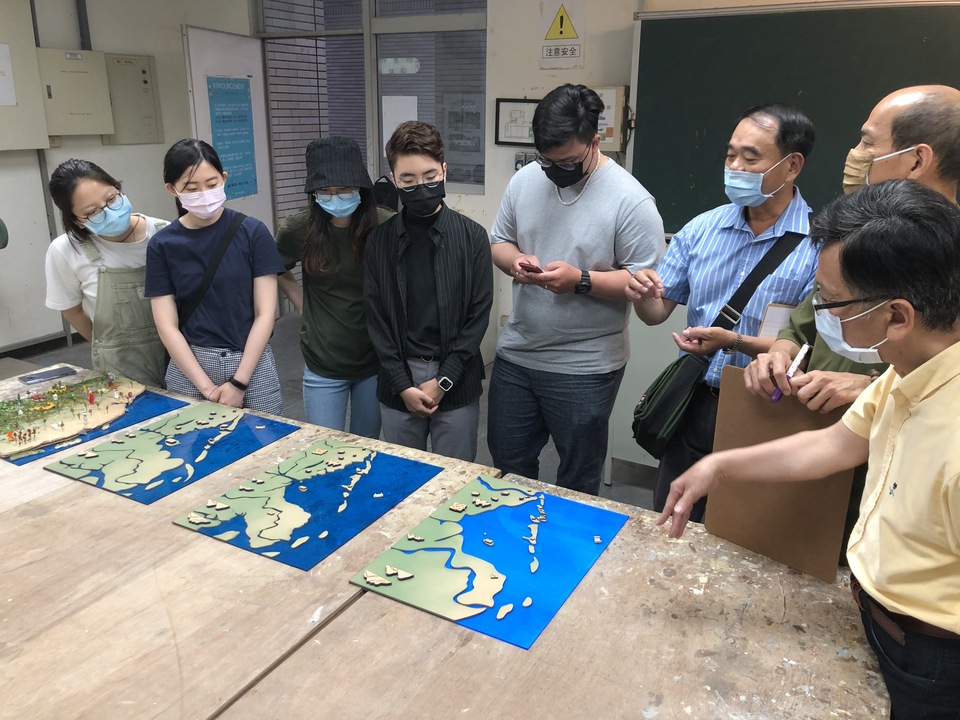 鯤喜灣導讀地圖製作與展覽圖片