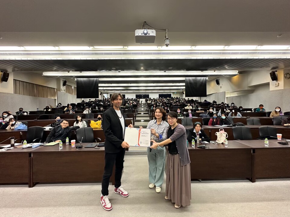 演講大合照圖片
