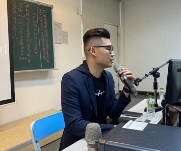 林承輝老師進行課程講座圖片